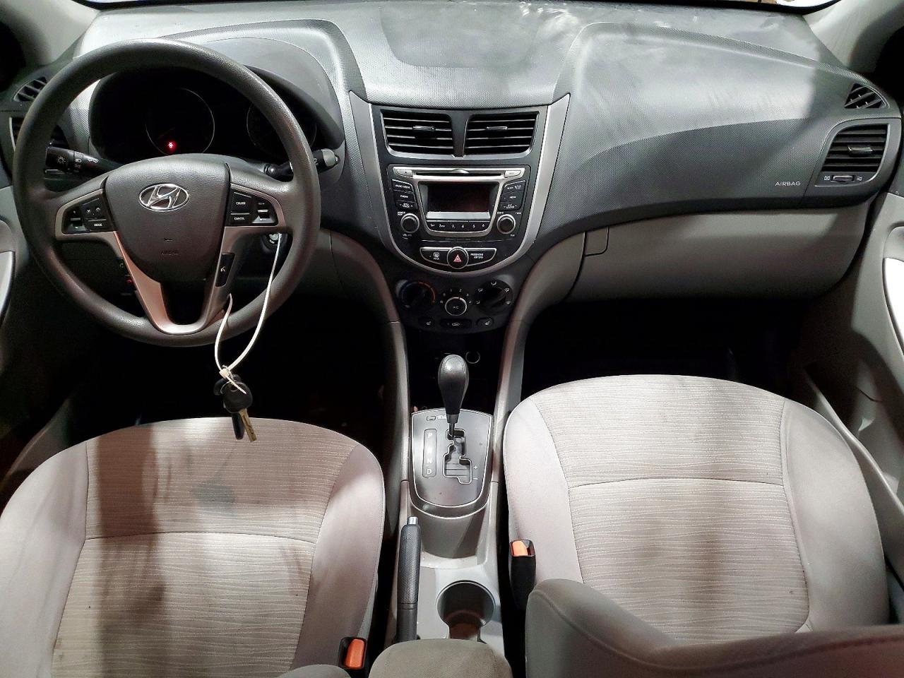 2017 Hyundai Accent Se - zdjęcie 8