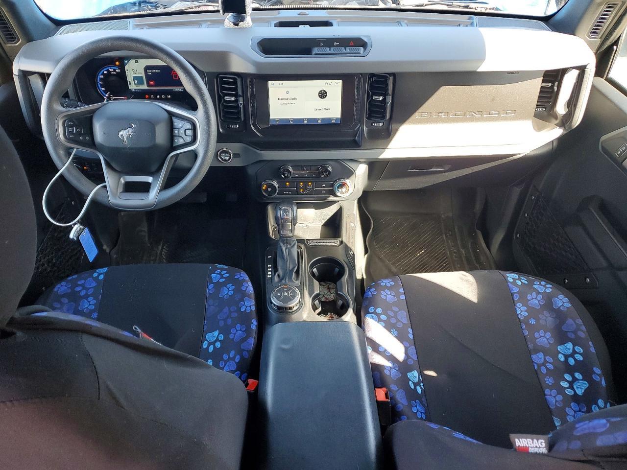 2022 Ford Bronco Base - zdjęcie 8