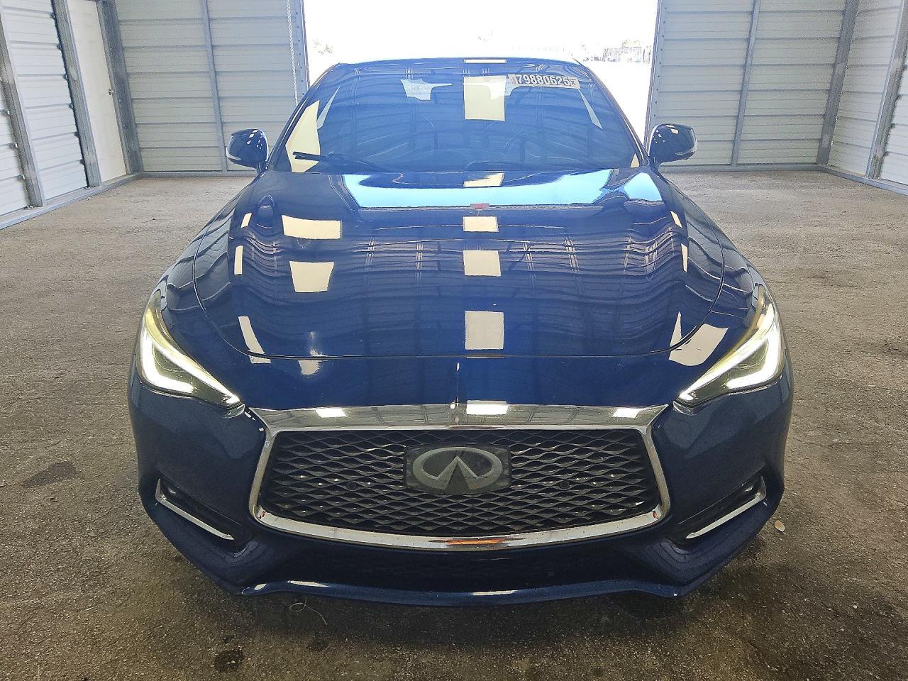 2017 Infiniti Q60 Red Sport 400 - zdjęcie 5