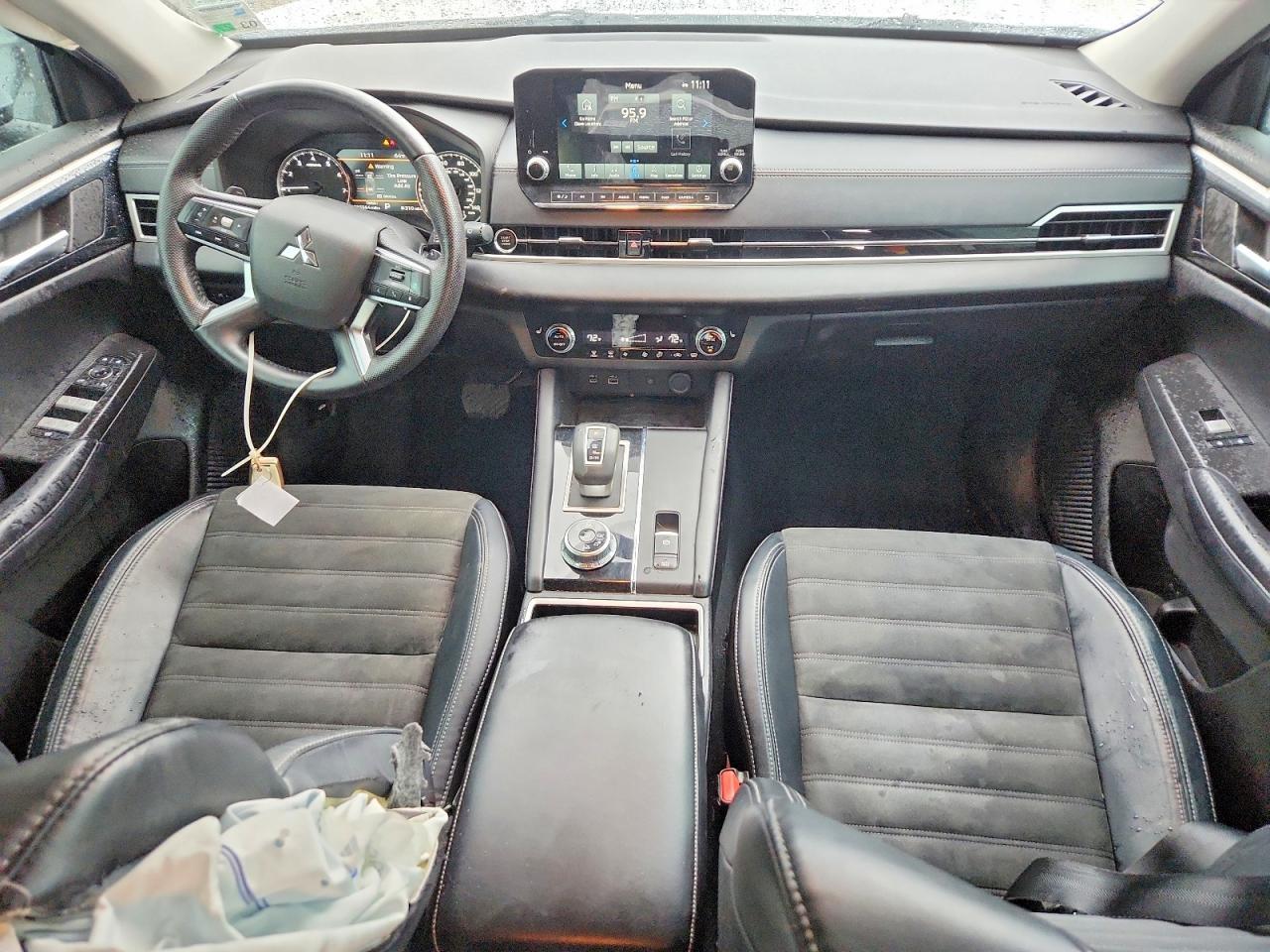 2022 Mitsubishi Outlander Se - zdjęcie 8