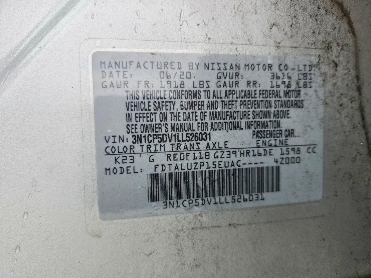 2020 Nissan Kicks Sr - zdjęcie 14