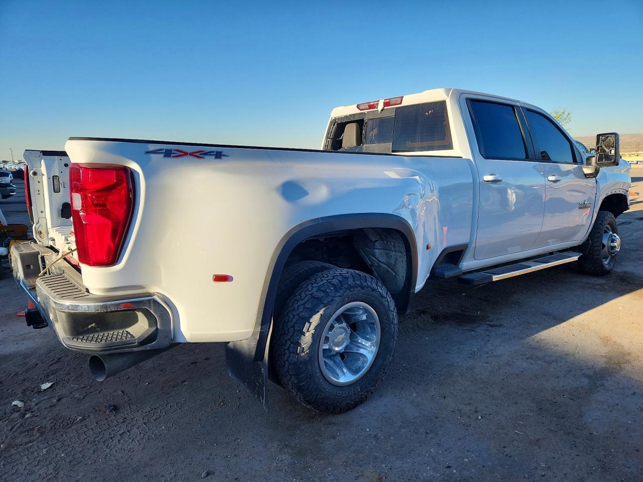 2024 Chevrolet Silverado K3500 Lt - zdjęcie 3