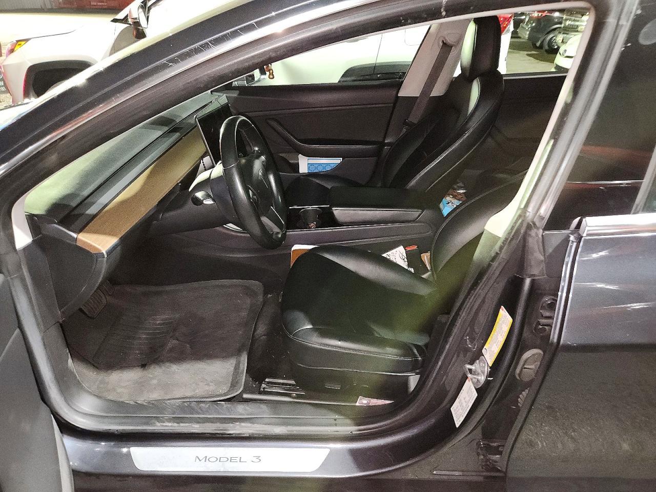 2018 Tesla Model 3 - zdjęcie 7