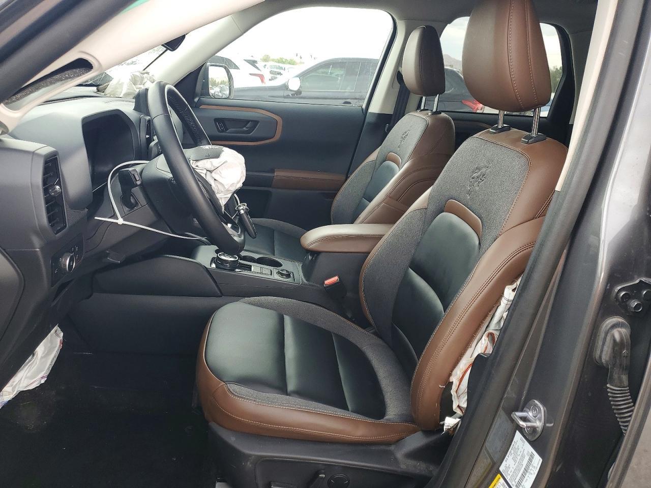 2024 Ford Bronco Sport Outer Banks - zdjęcie 7