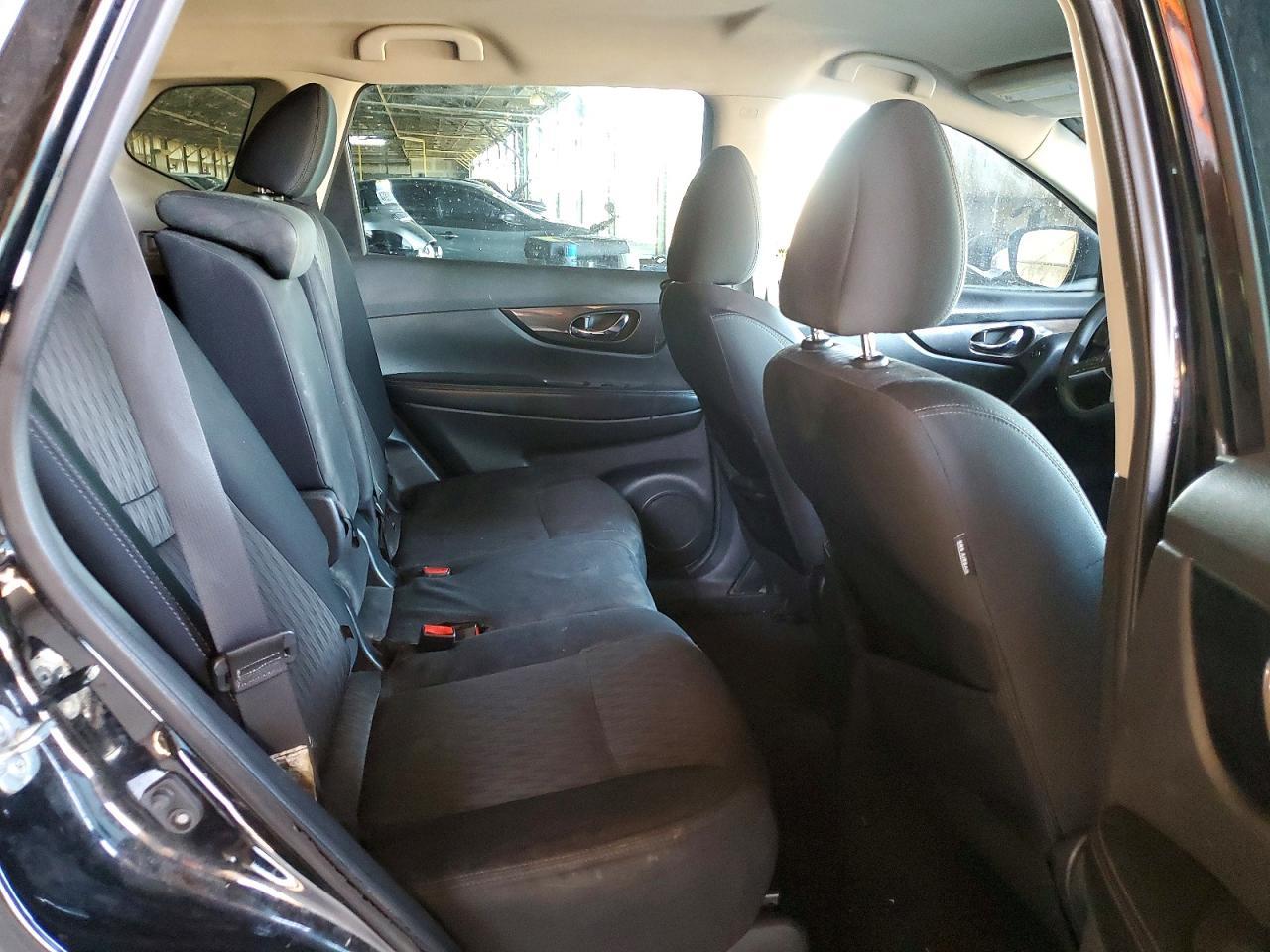 2018 Nissan Rogue S - zdjęcie 10