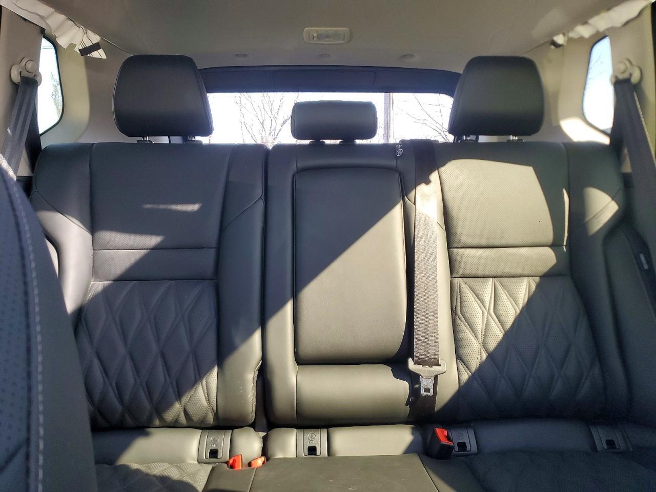 2026 Nissan Rogue Platinum - zdjęcie 10