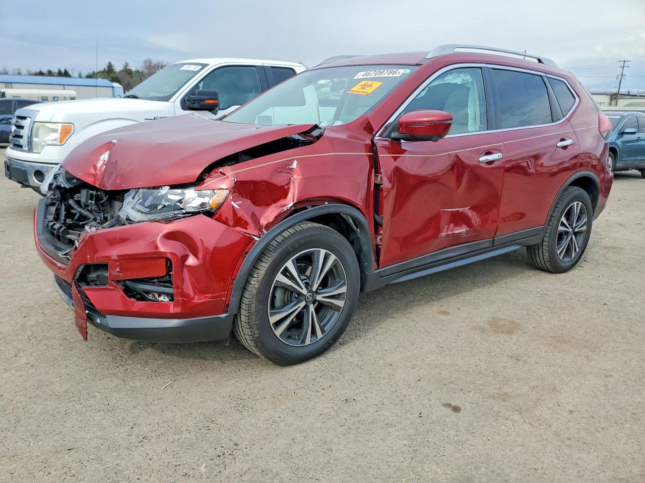 2020 Nissan Rogue Sv - zdjęcie główne