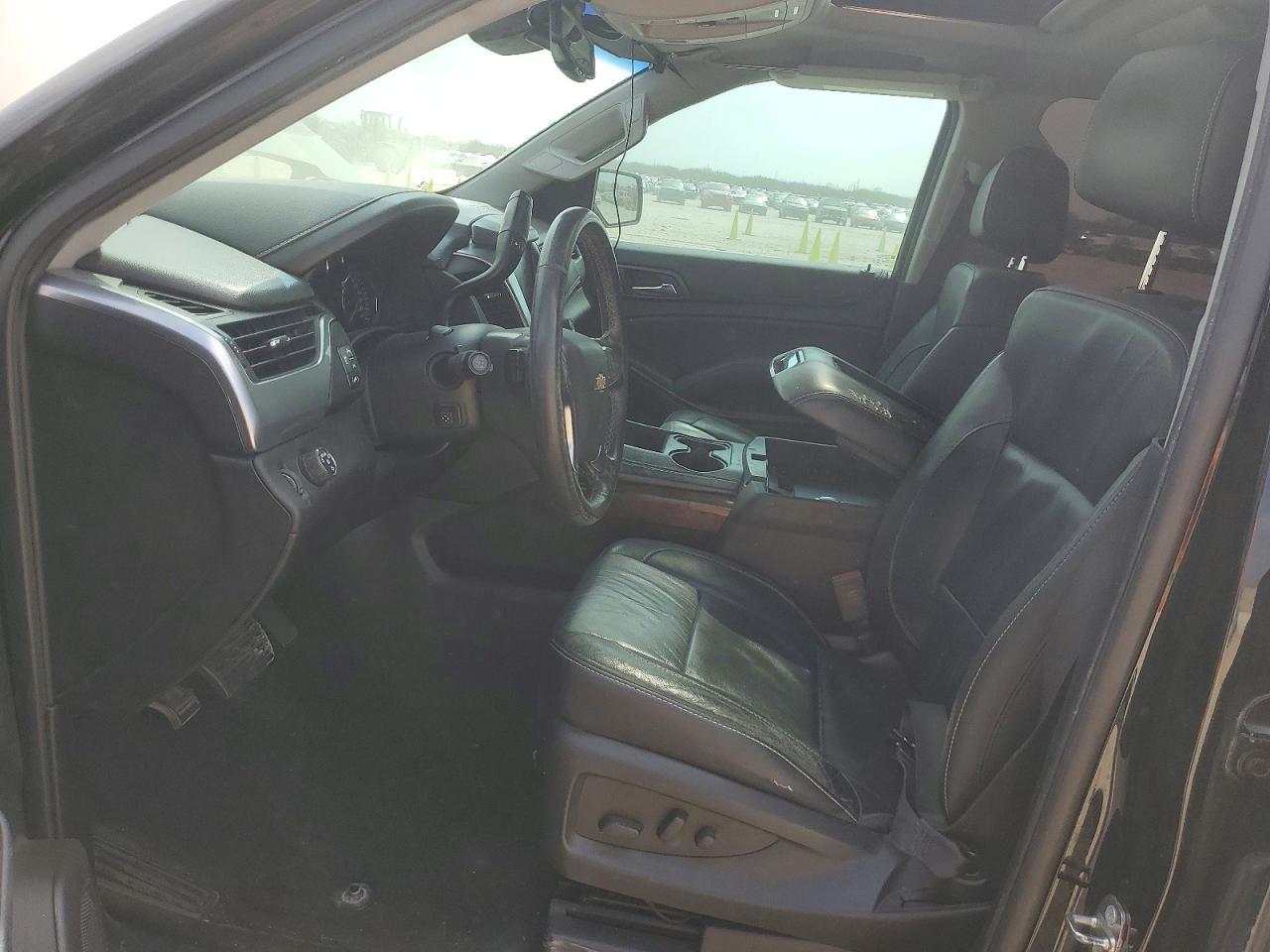 2018 Chevrolet Tahoe C1500 Lt - zdjęcie 7