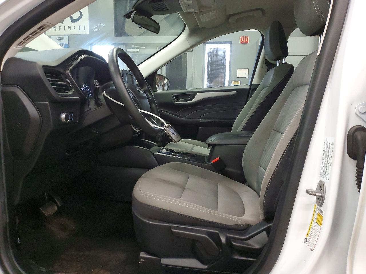 2021 Ford Escape S - zdjęcie 7