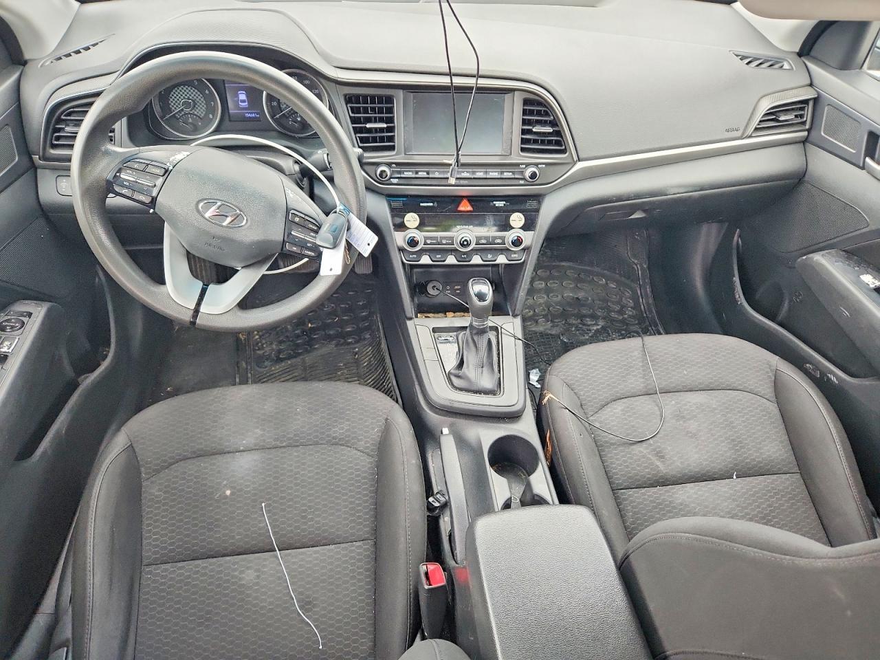 2020 Hyundai Elantra Sel - zdjęcie 8