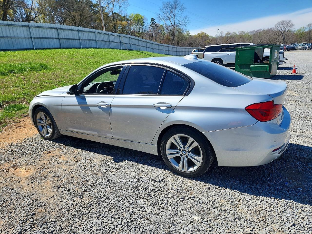 BMW Seria 3 - zdjęcie 2