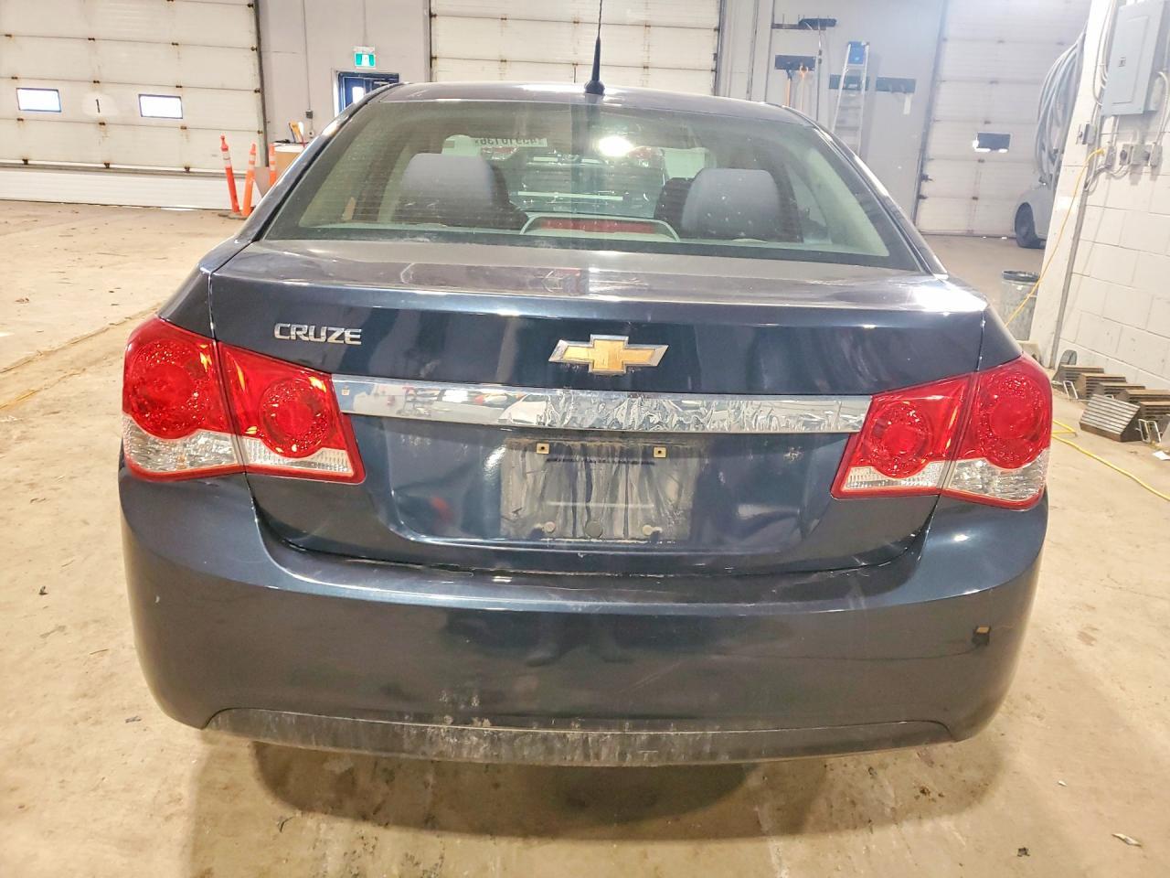 2014 Chevrolet Cruze Ls - zdjęcie 6