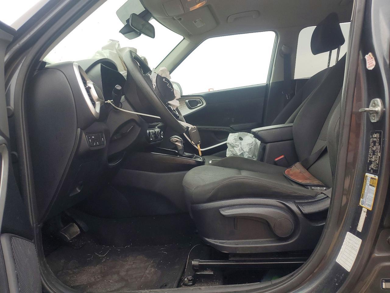 2022 Kia Soul Lx - zdjęcie 7