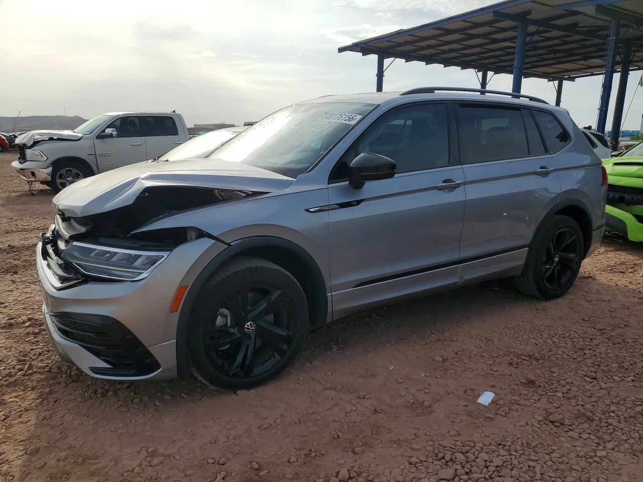 2023 Volkswagen Tiguan Se R-Line Black - zdjęcie główne