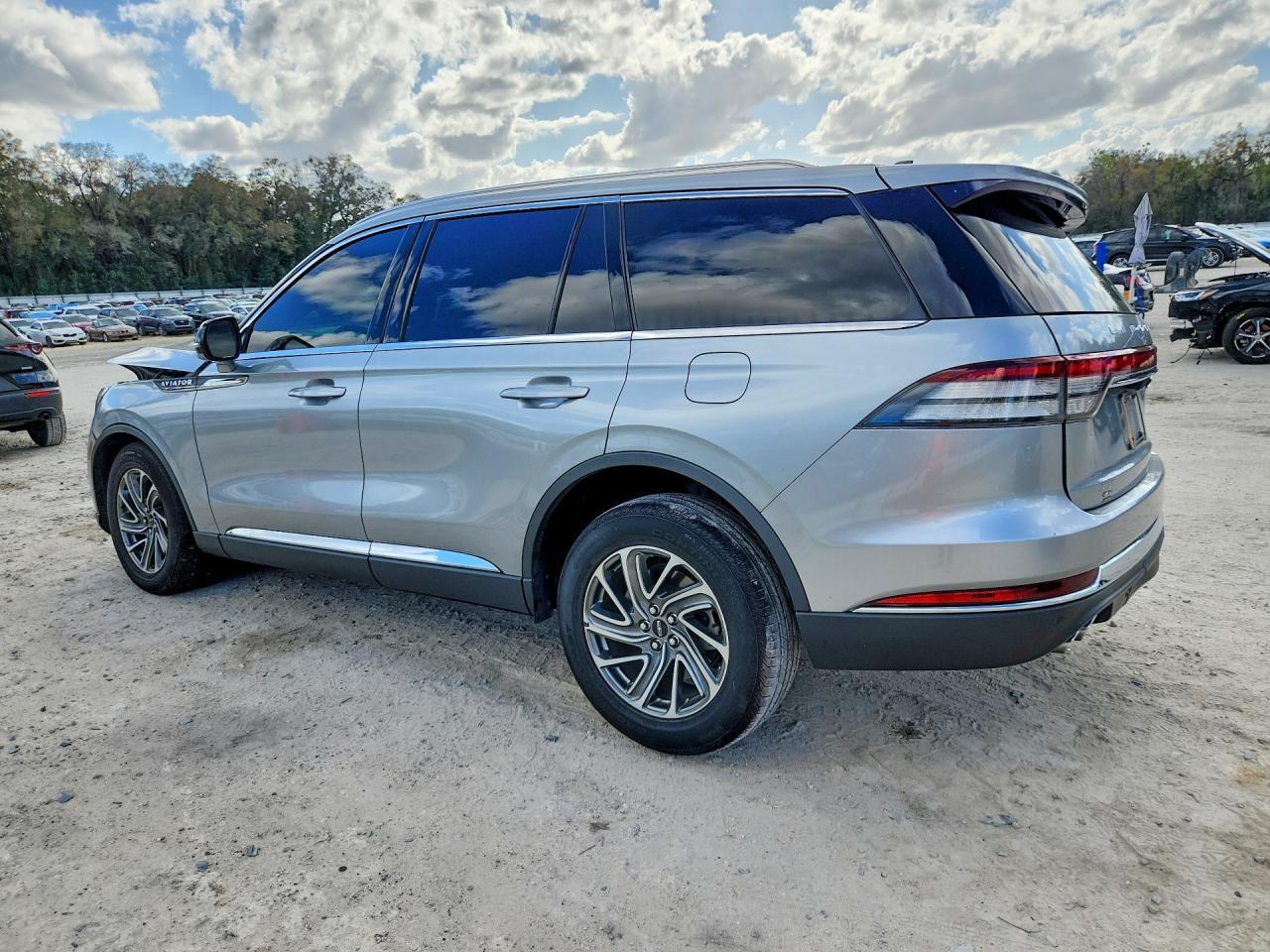 2024 Lincoln Aviator - zdjęcie 2