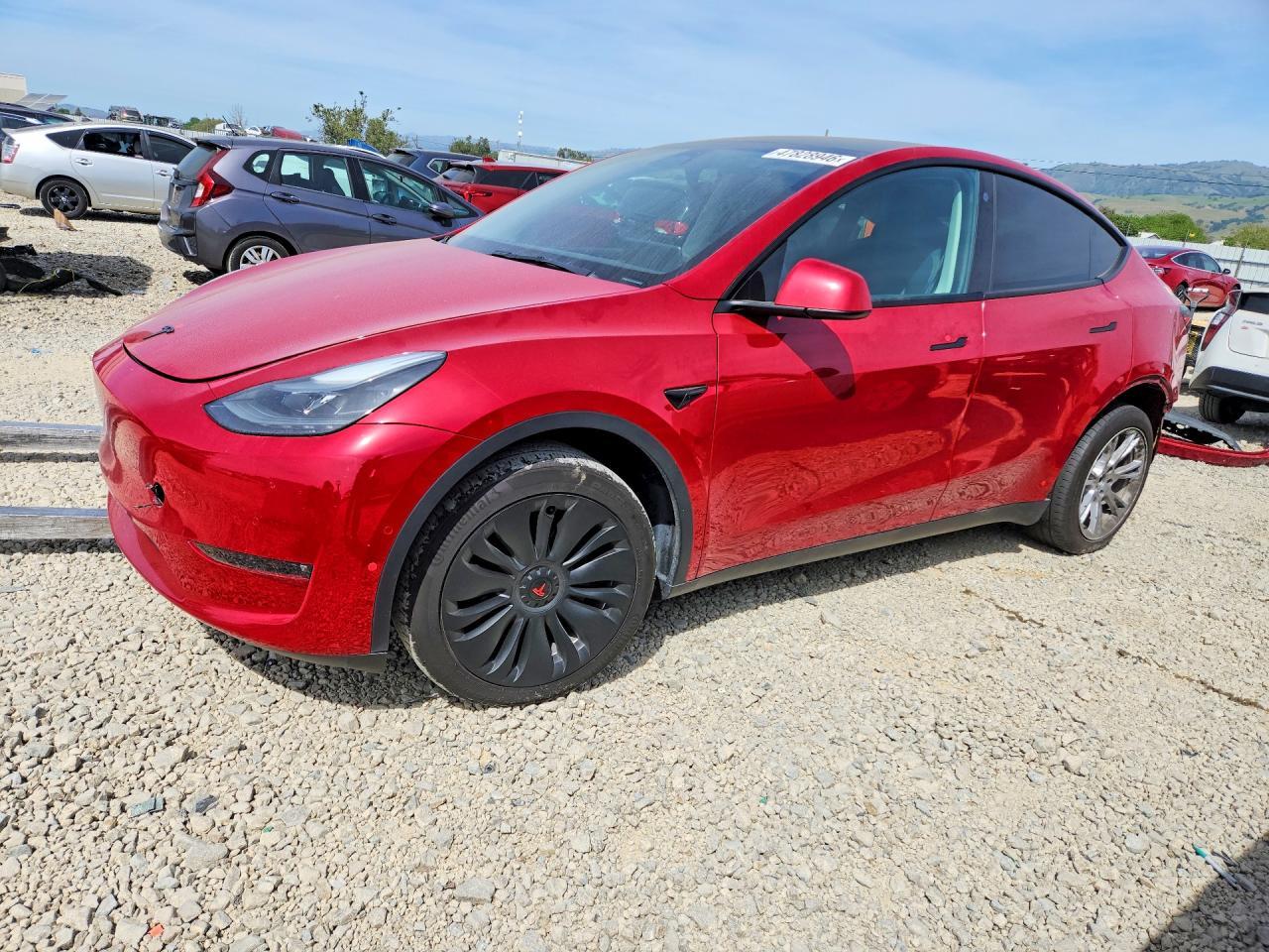 2022 Tesla Model Y - zdjęcie główne