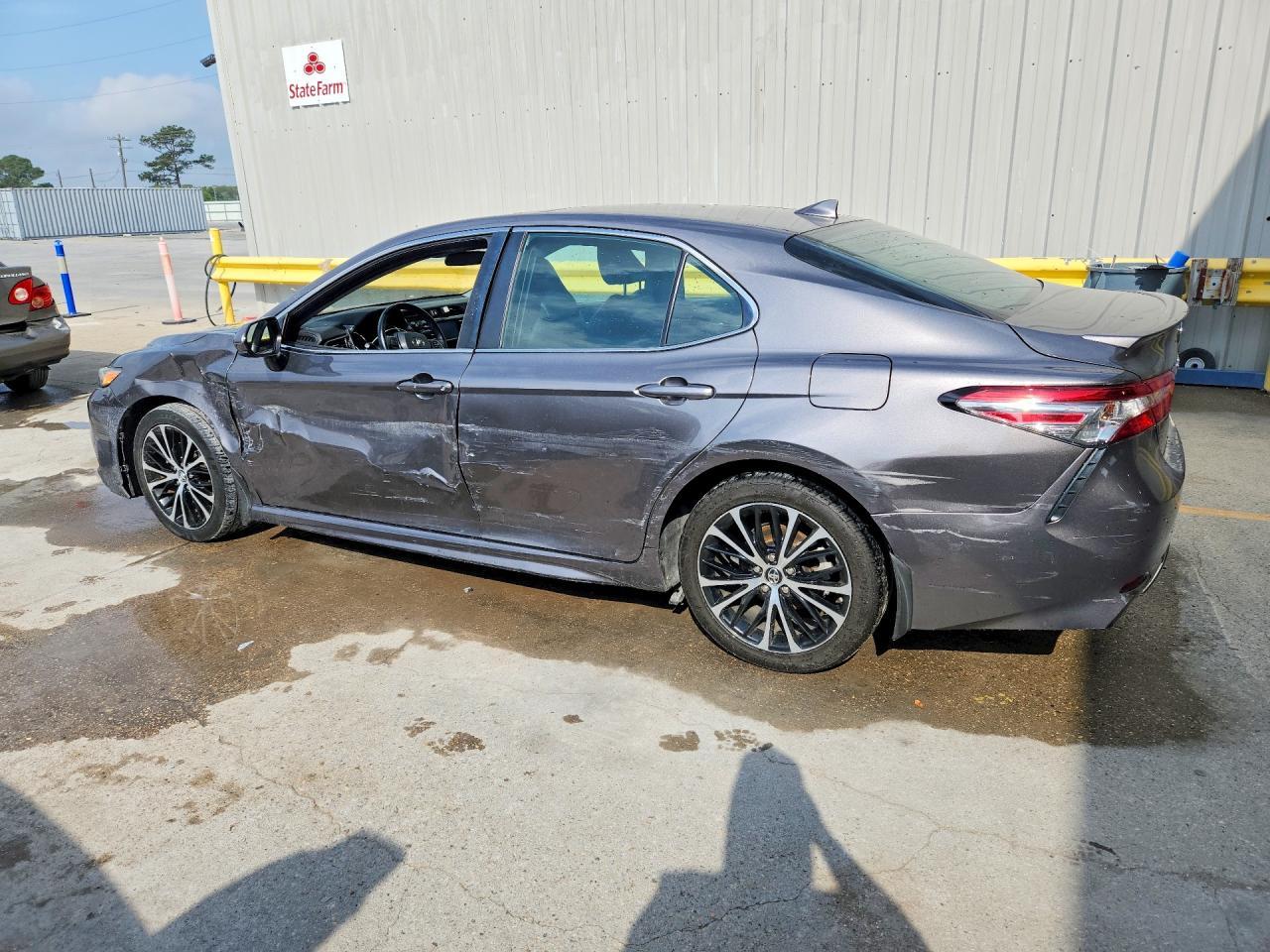 2019 Toyota Camry Se - zdjęcie 2