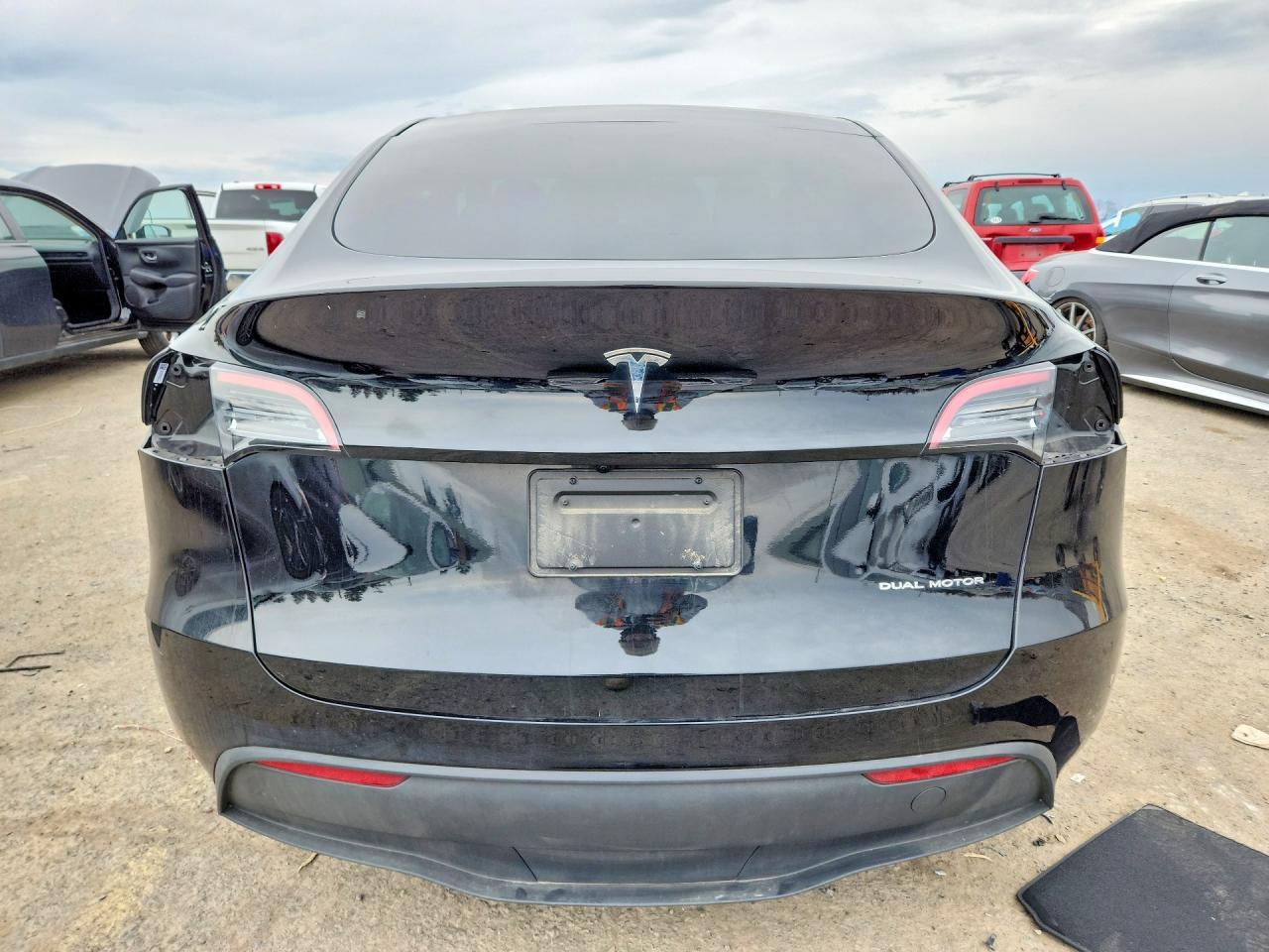 2023 Tesla Model Y - zdjęcie 6