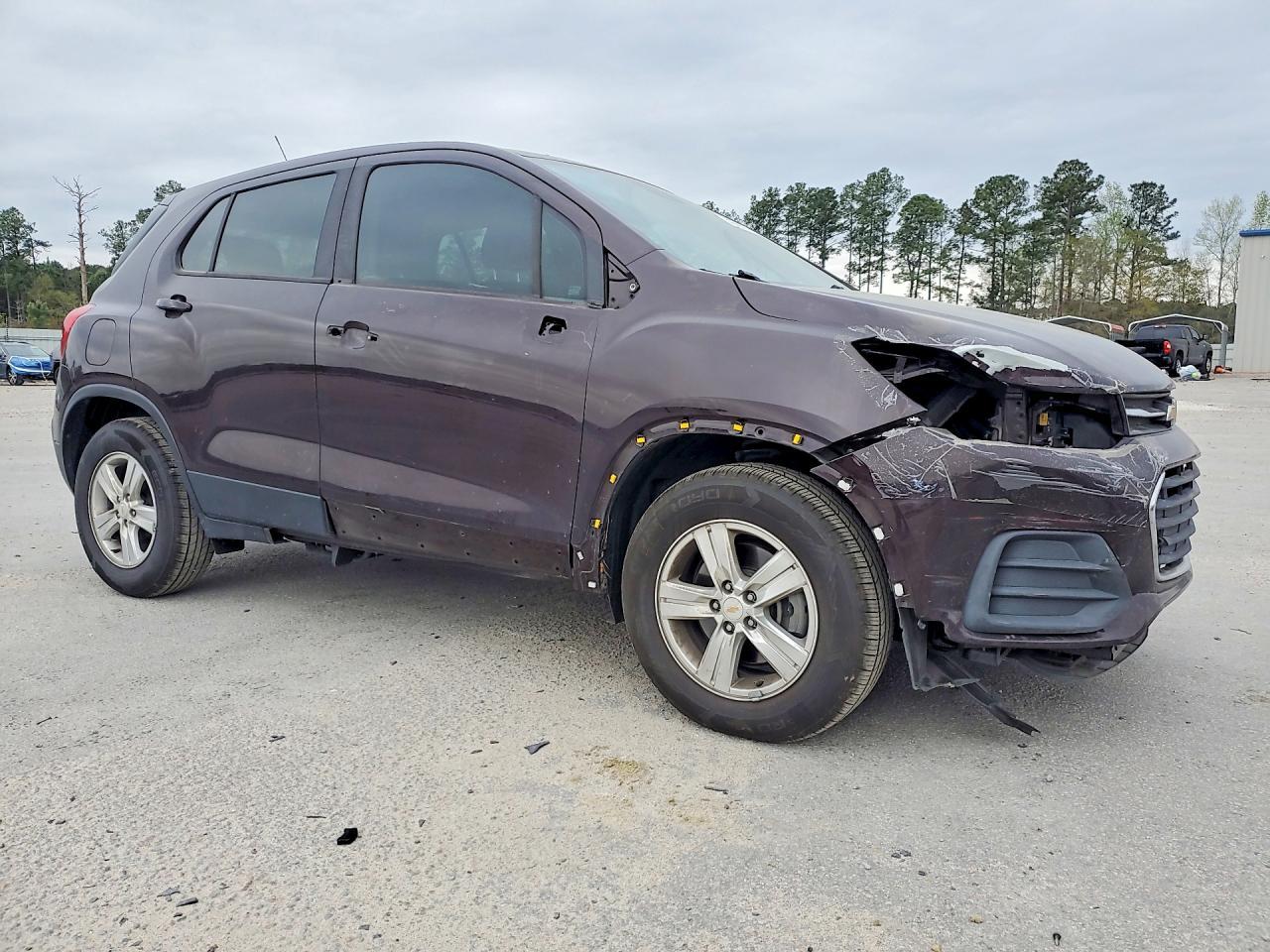 2020 Chevrolet Trax Ls - zdjęcie 4
