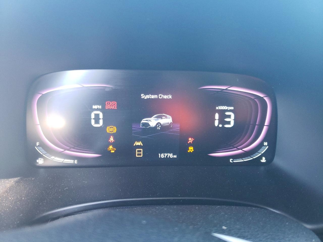 2023 Kia Soul Lx - zdjęcie 9