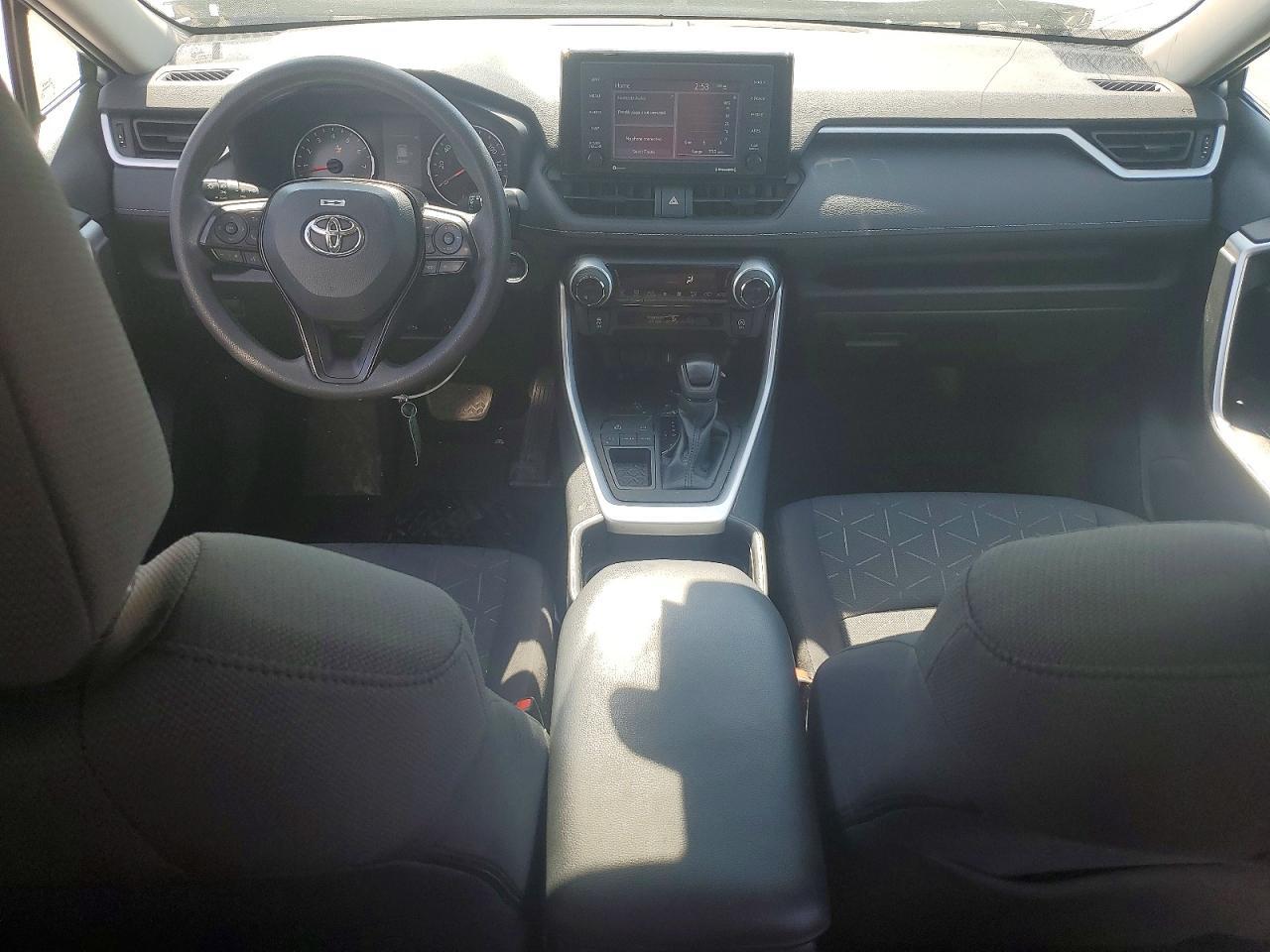 2021 Toyota Rav4 Xle - zdjęcie 8
