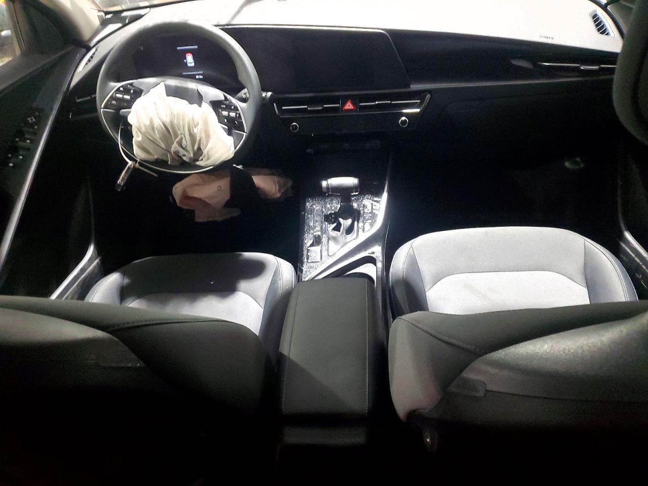 2026 Kia Niro Lx - zdjęcie 8