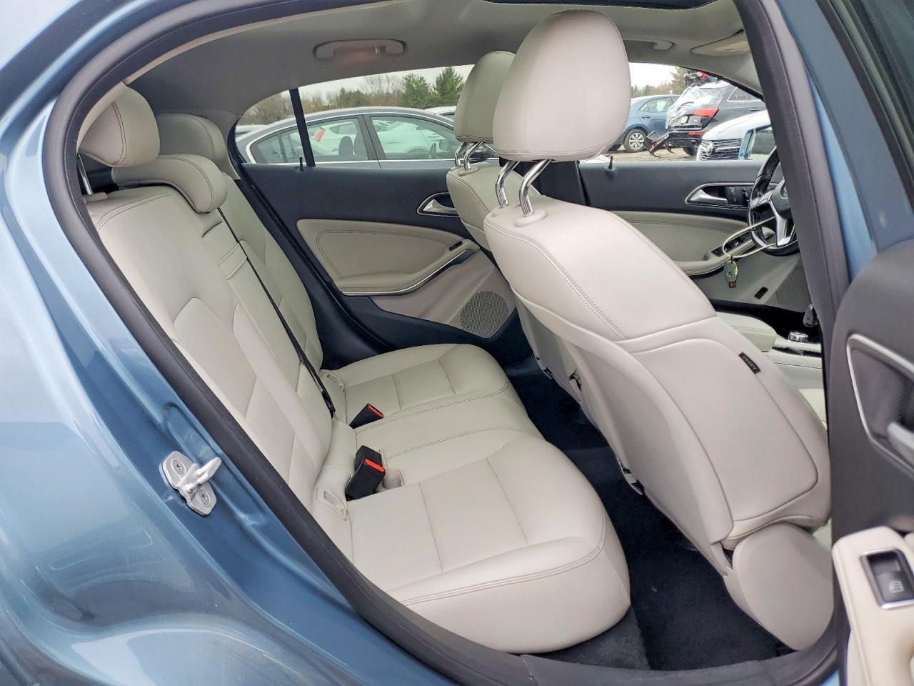 2017 Dodge Caravan - zdjęcie 10