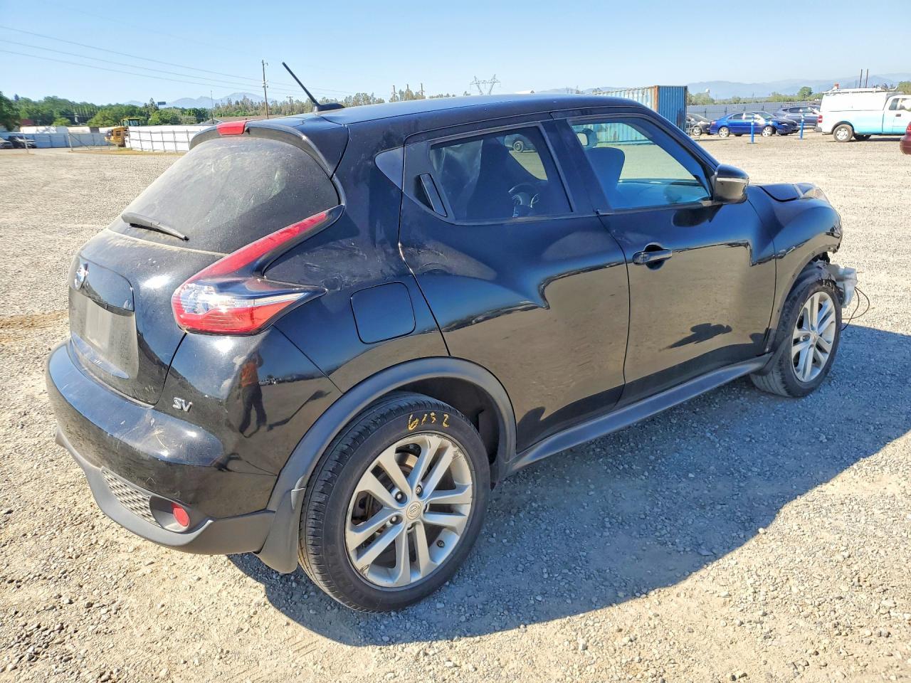 2015 Nissan Juke Sv - zdjęcie 3
