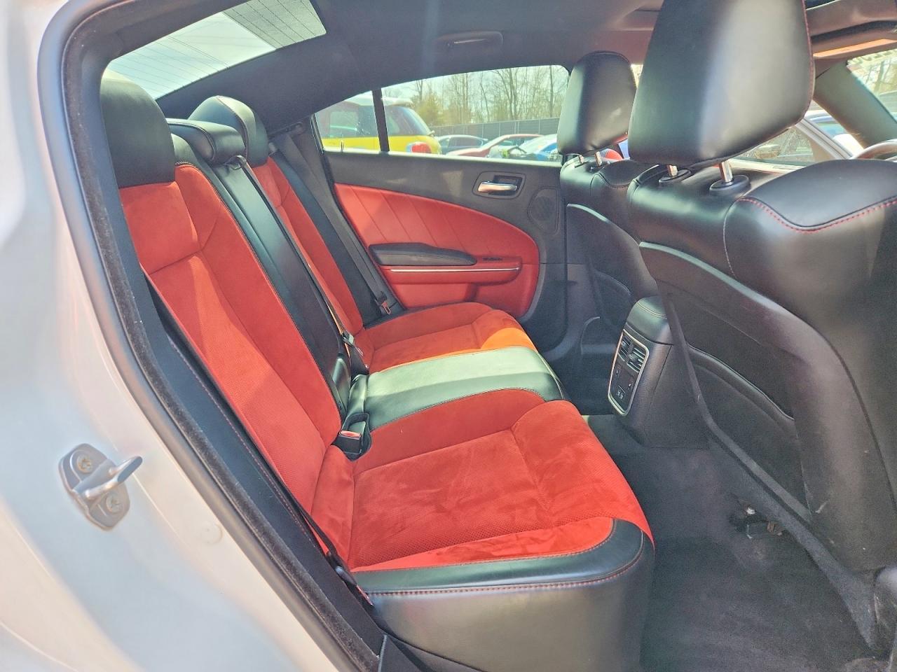 2018 Dodge Charger R - zdjęcie 10