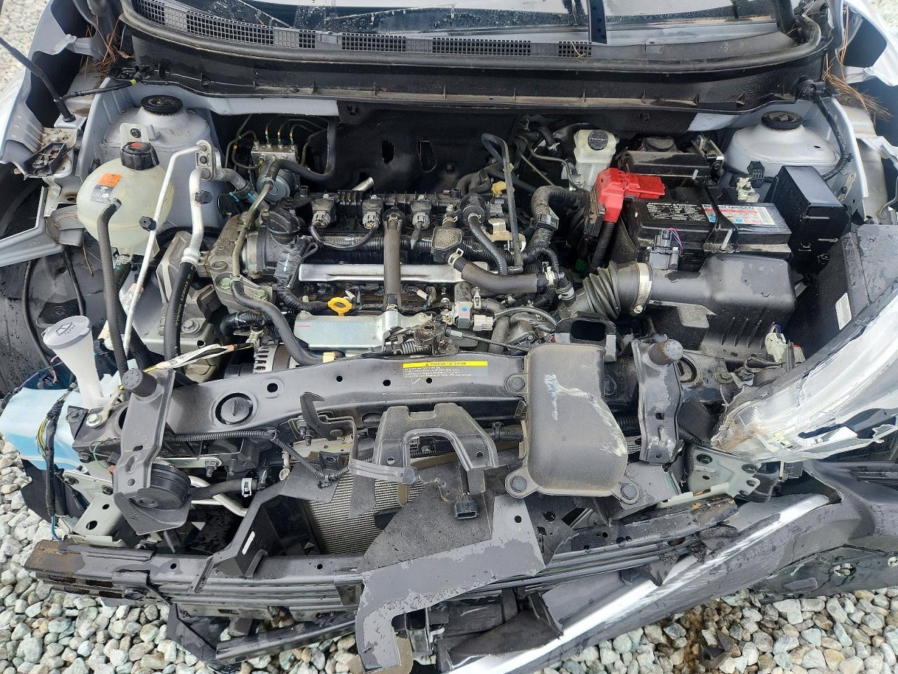 2020 Nissan Kicks Sr - zdjęcie 12