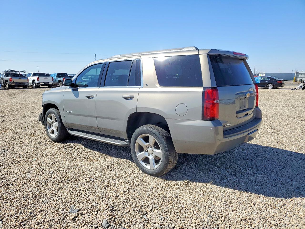 2018 Chevrolet Tahoe C1500 Lt - zdjęcie 2
