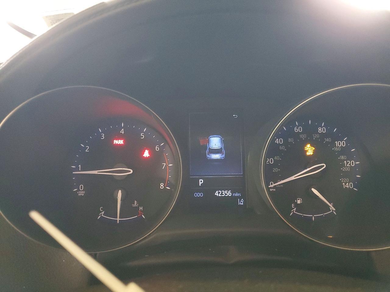 2020 Toyota C-Hr Le - zdjęcie 9