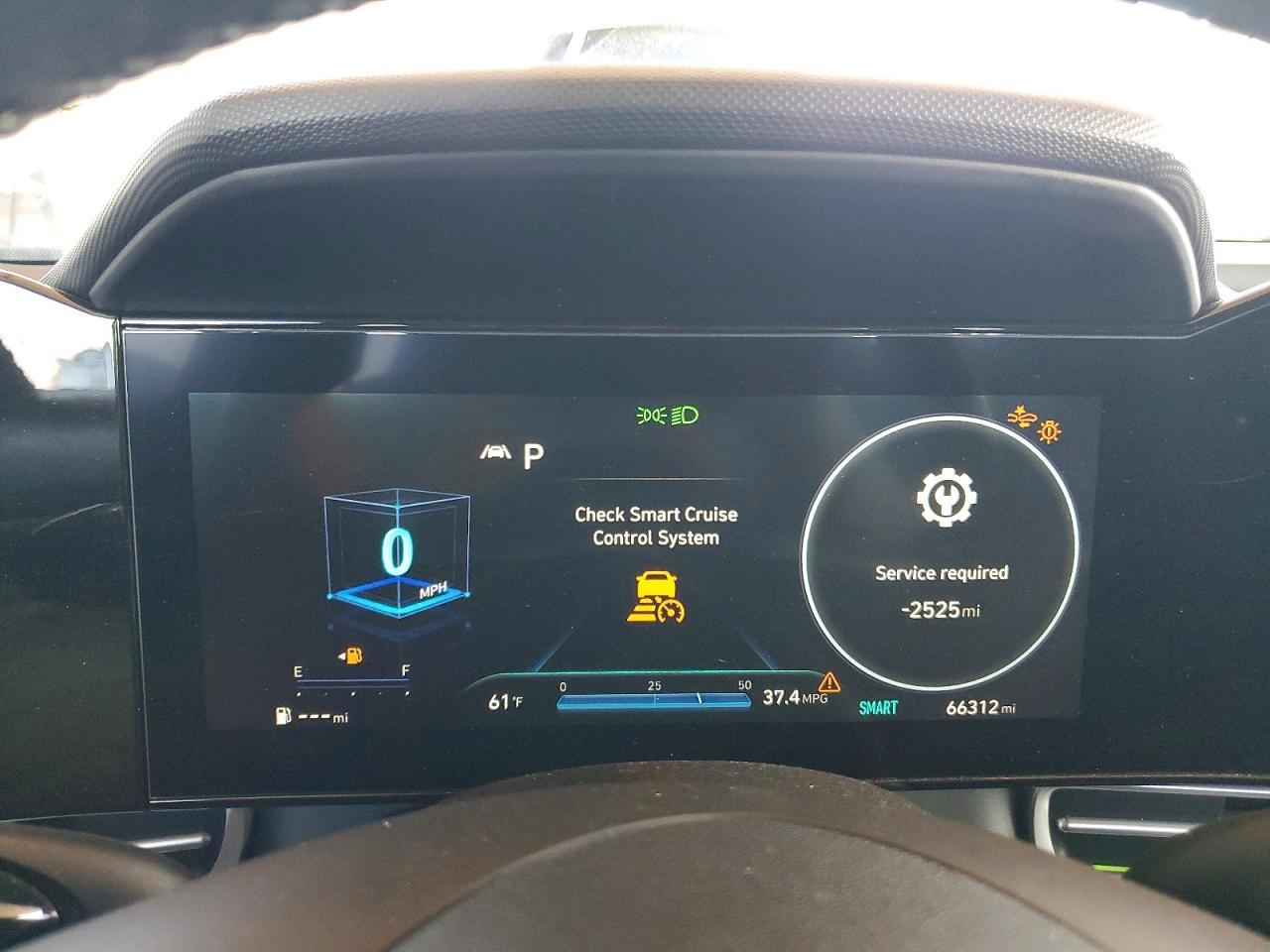 2022 Hyundai Elantra Limited - zdjęcie 9