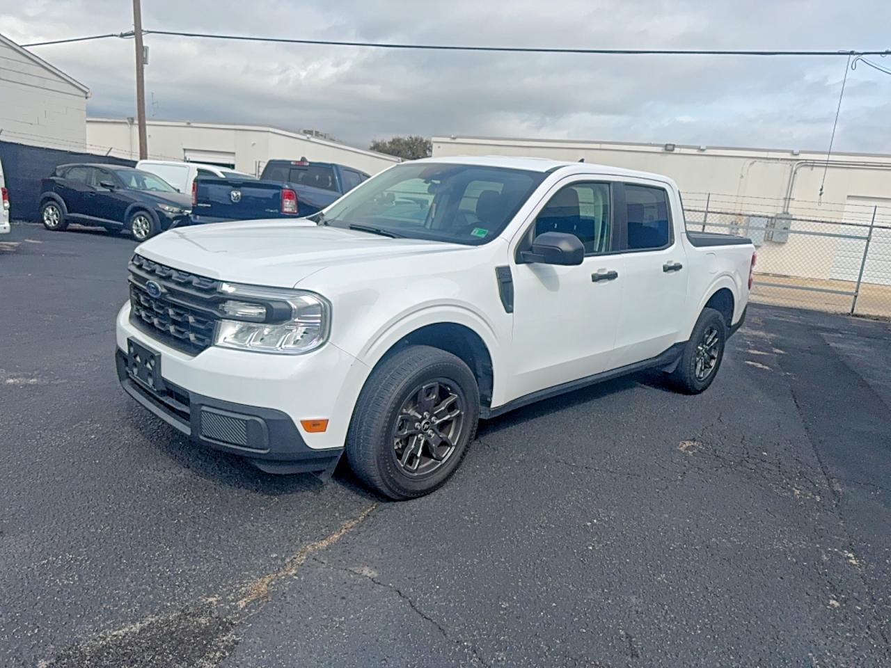 2024 Ford Maverick Xl - zdjęcie 2