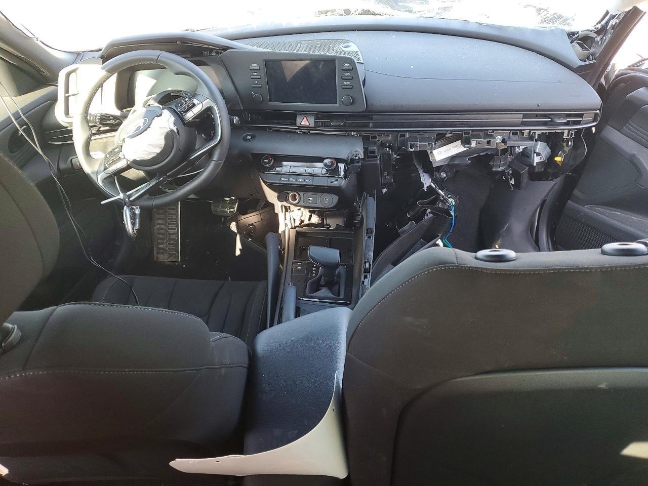 2025 Hyundai Elantra Sel Sport - zdjęcie 8