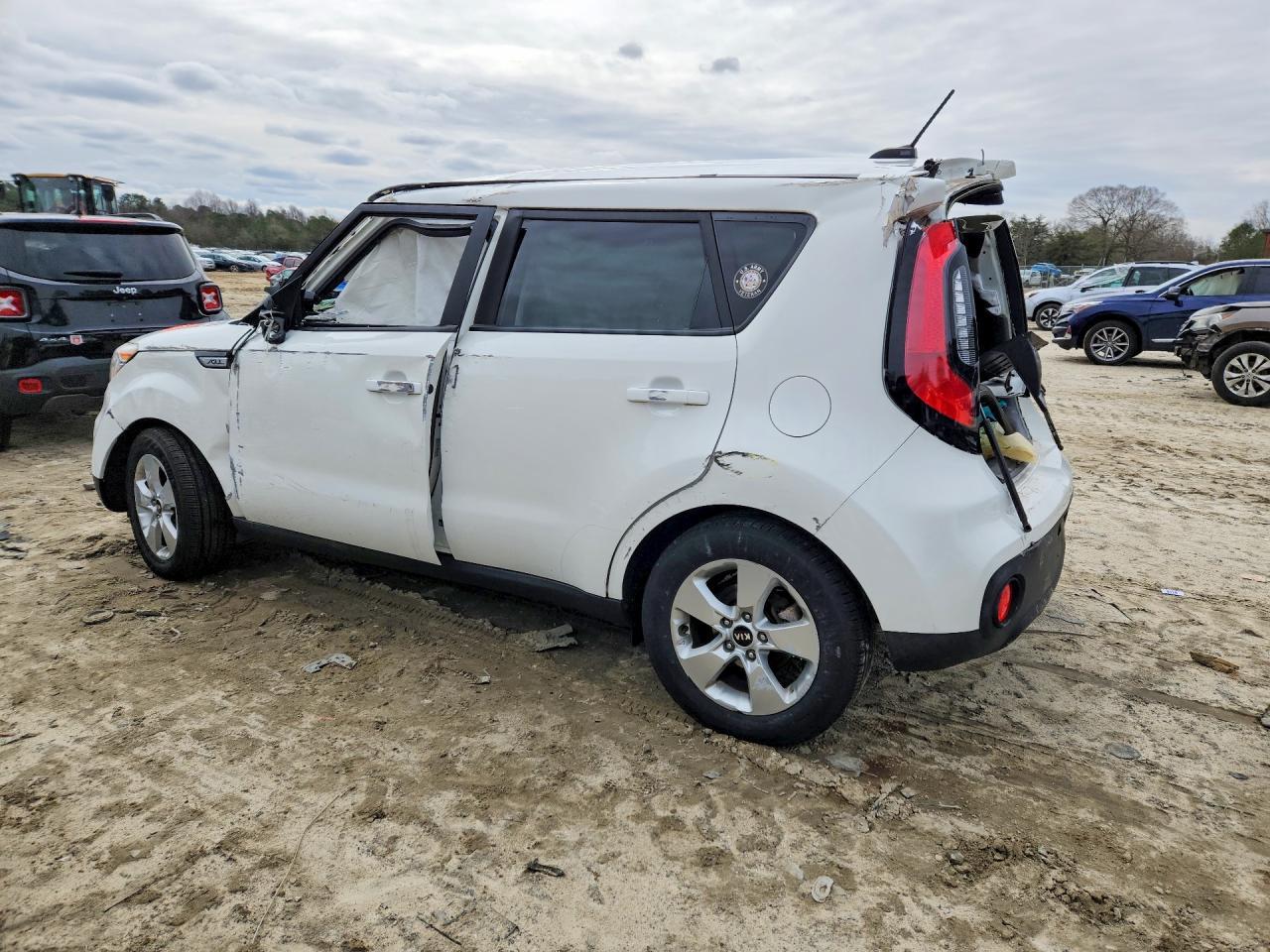 2018 Kia Soul Base - zdjęcie 2