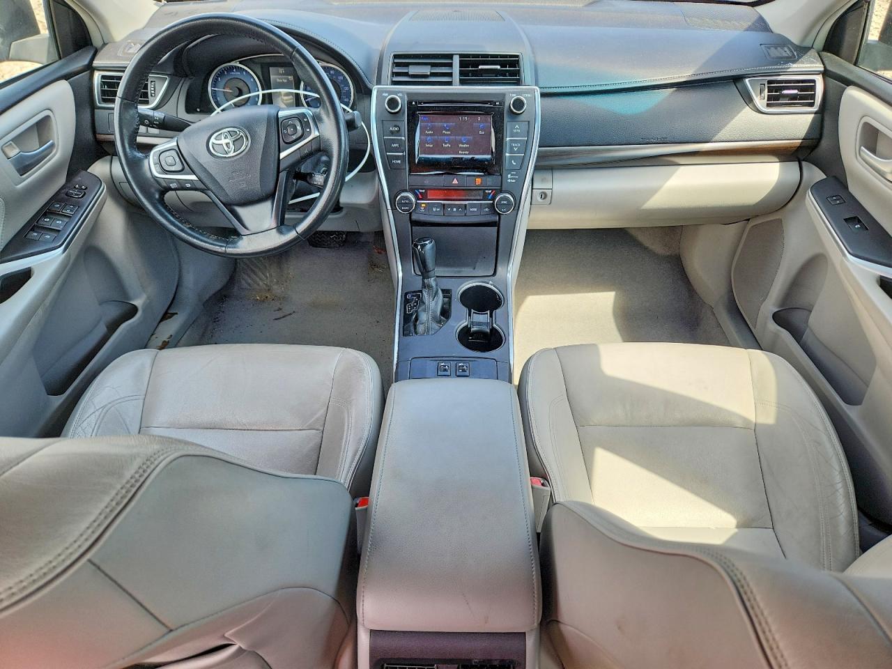 2015 Toyota Camry Xle - zdjęcie 8