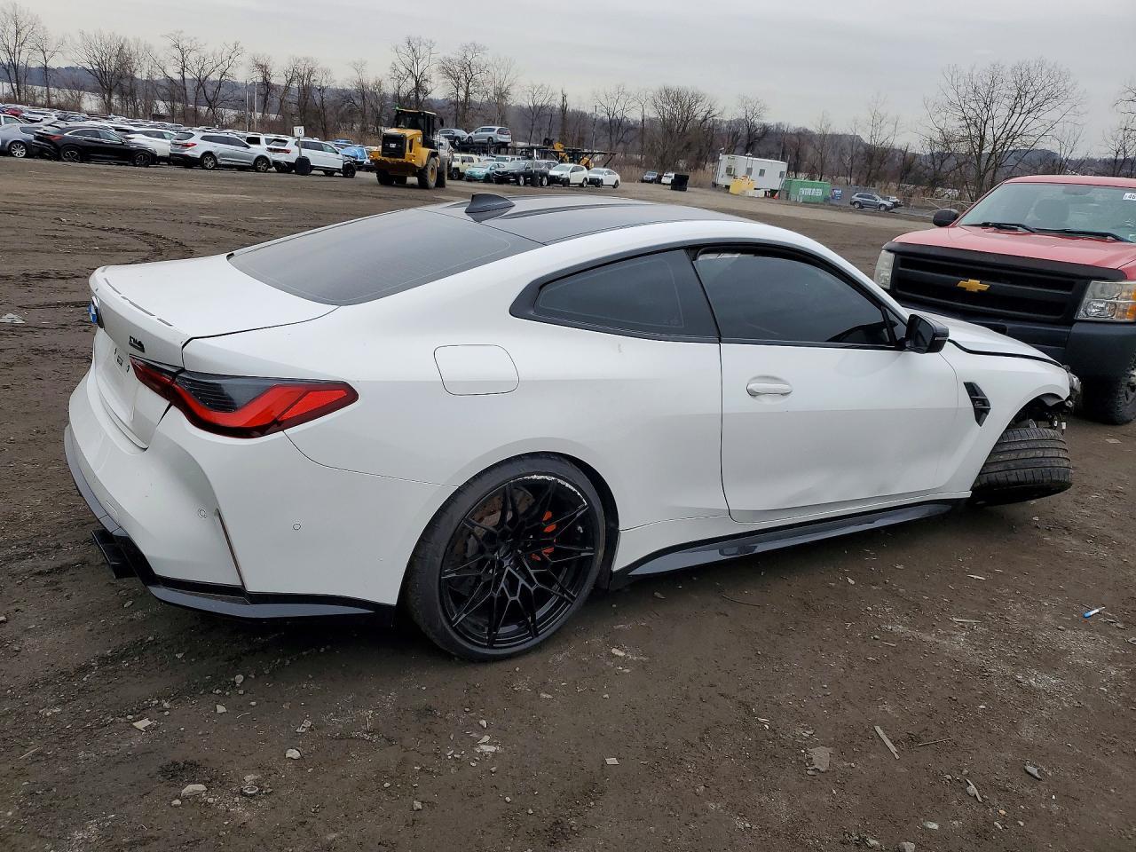 2023 BMW M4 Competition - zdjęcie 3