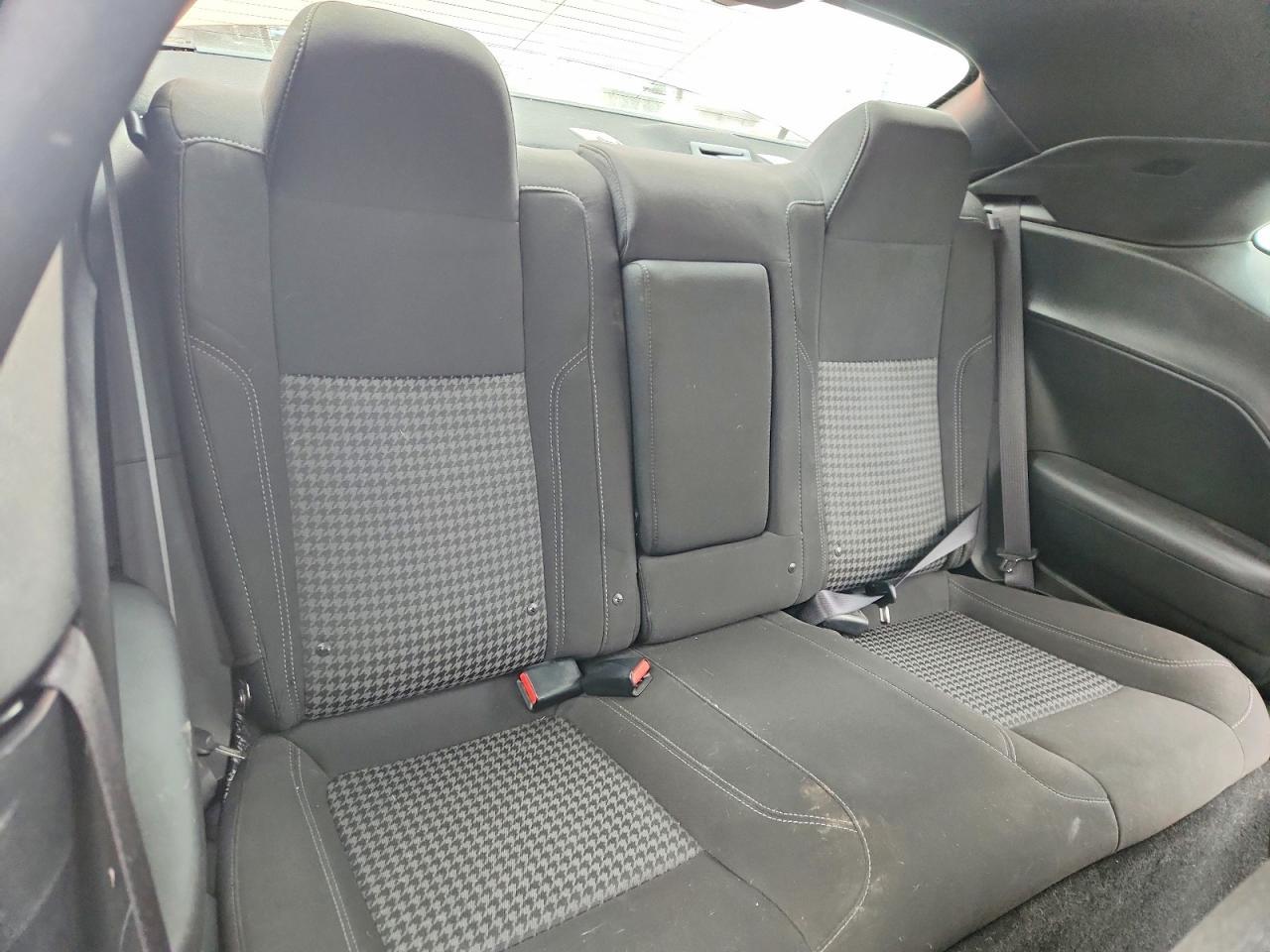 2023 Dodge Challenger Sxt - zdjęcie 10