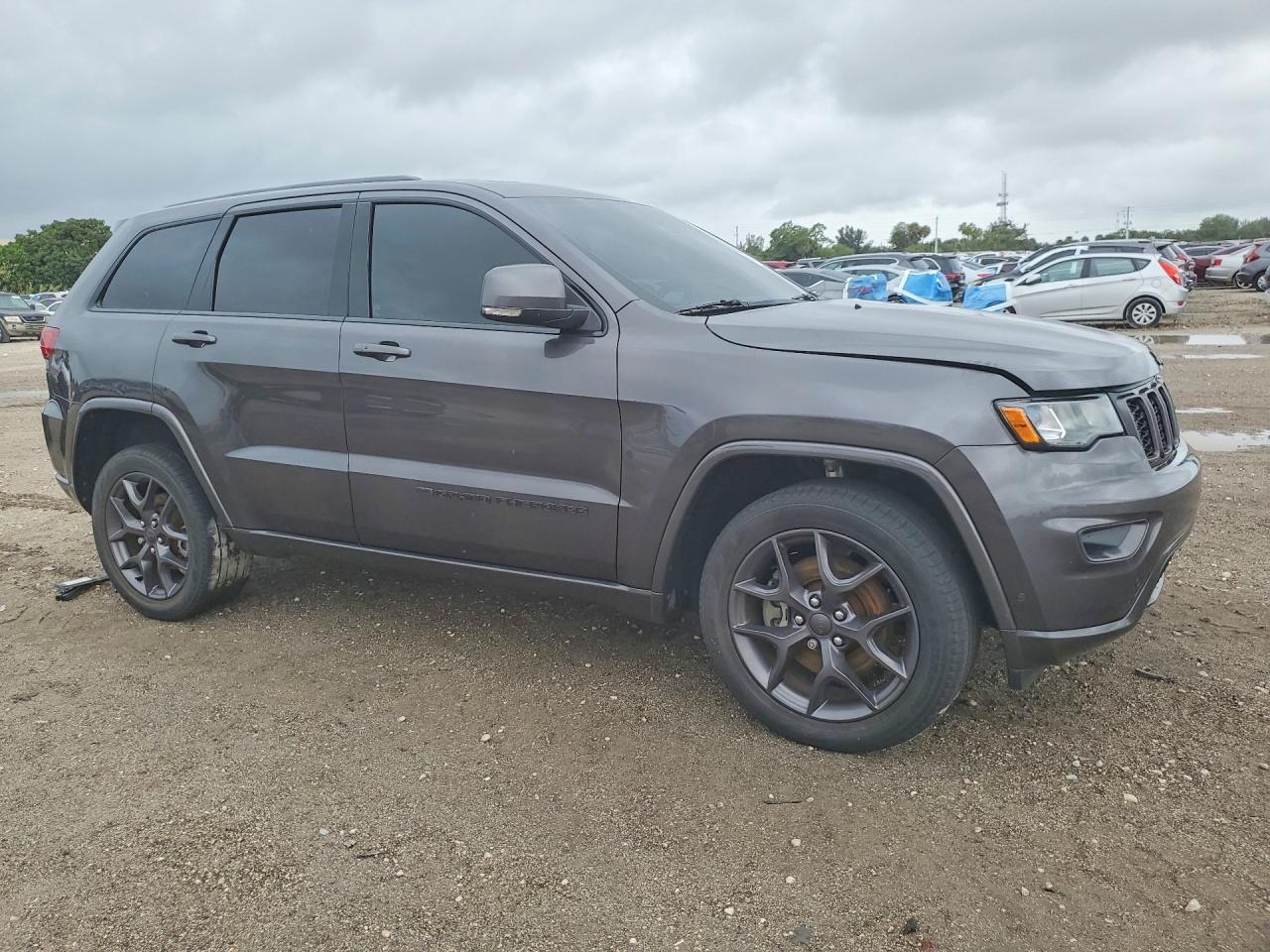 2021 Jeep Grand Cherokee Limited - zdjęcie 4