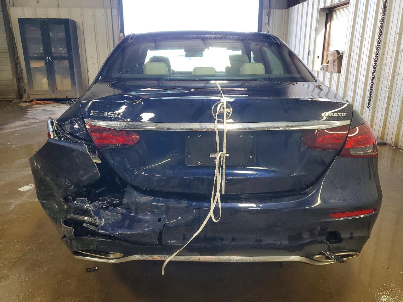 2023 Mercedes-Benz E 350 4Matic - zdjęcie 6