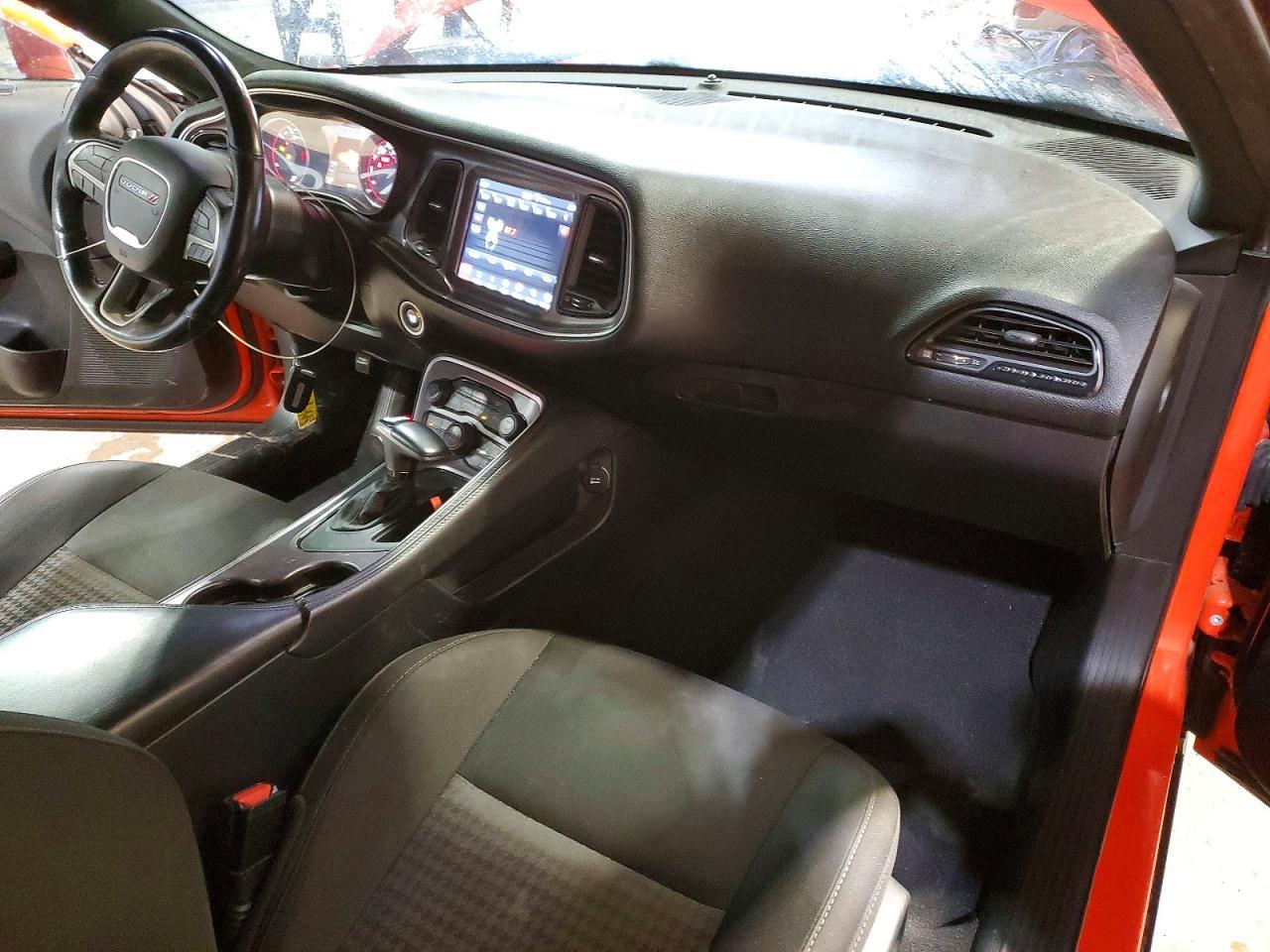 2019 Dodge Challenger R - zdjęcie 8