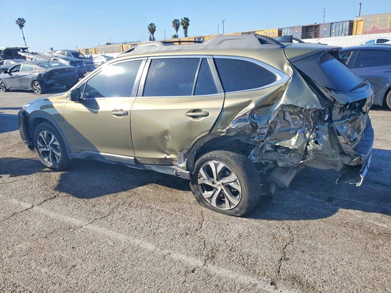 2020 Subaru Outback Limited - zdjęcie 2