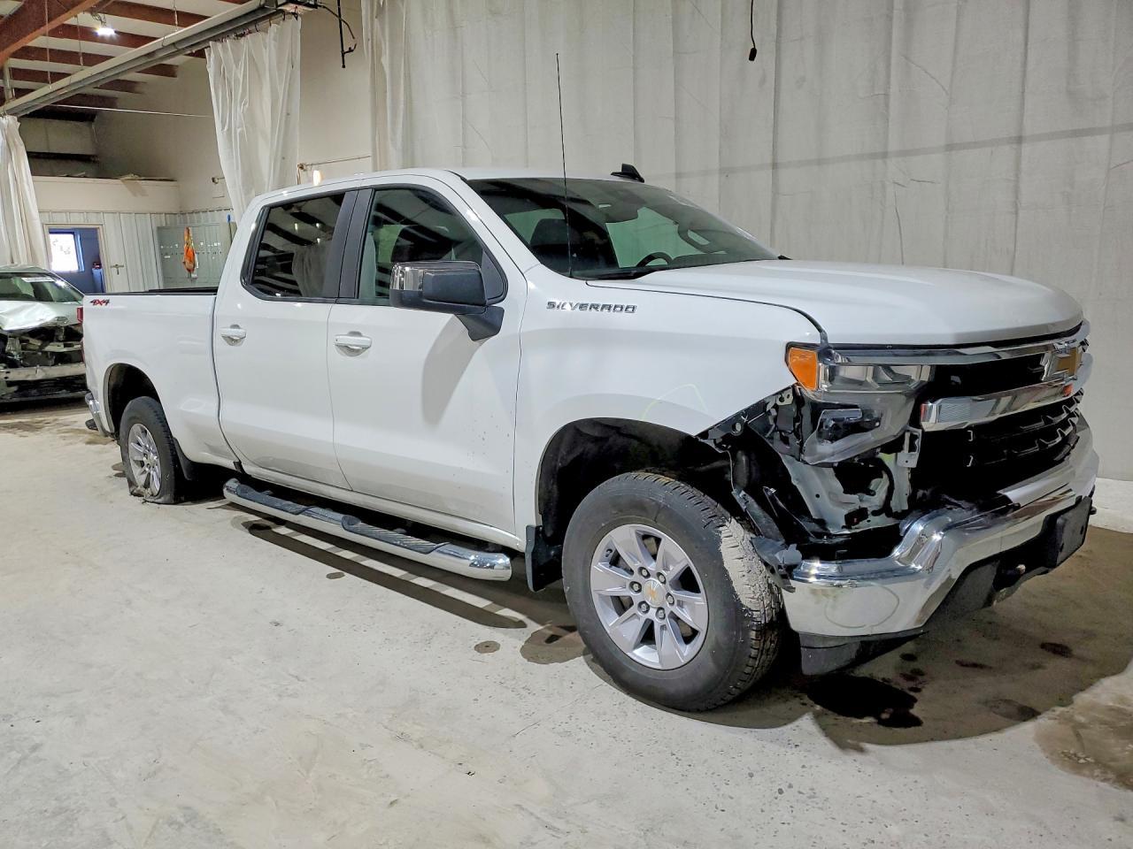 2026 Chevrolet Silverado K1500 Lt - zdjęcie 4