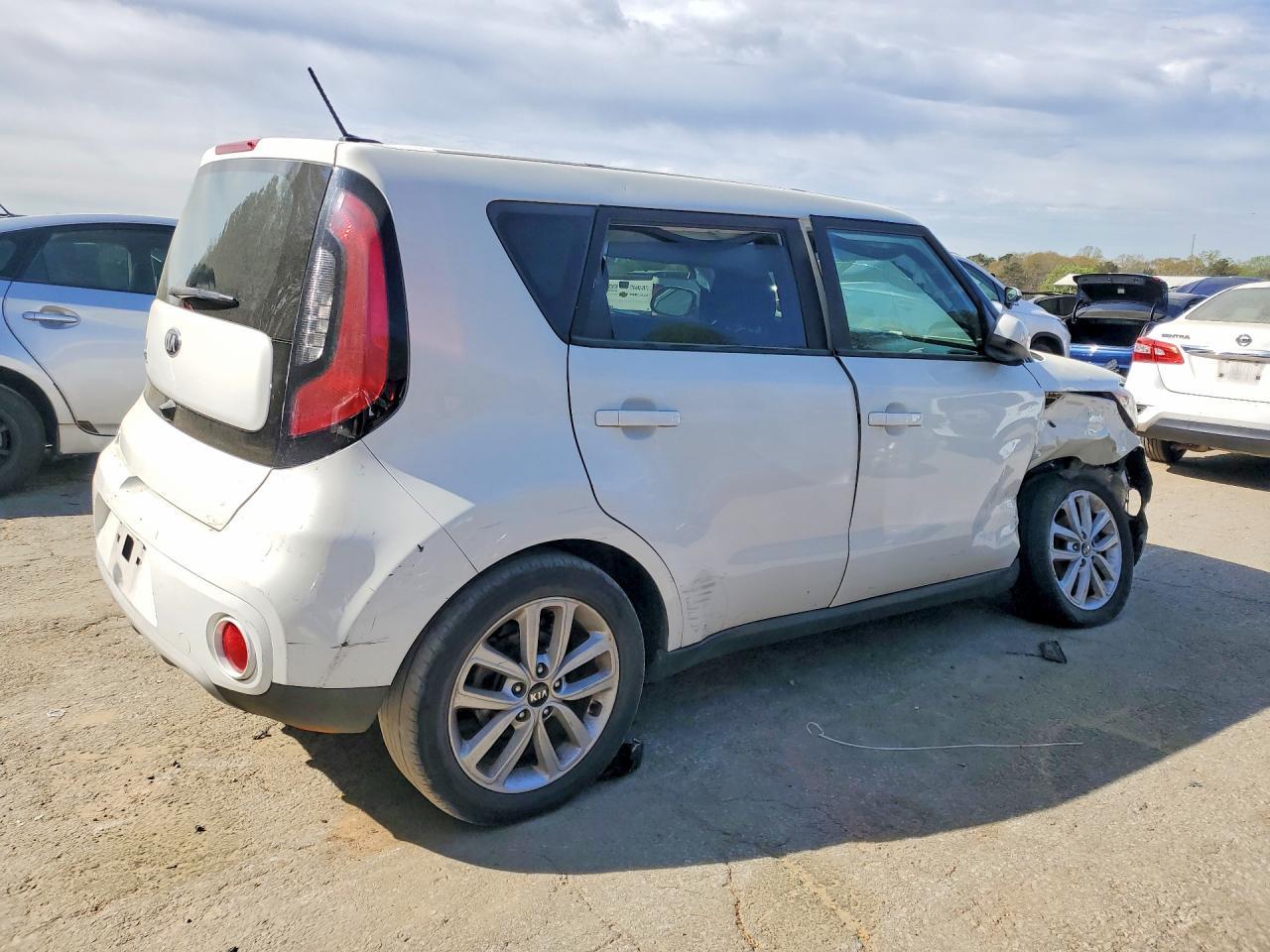2019 Kia Soul + - zdjęcie 3
