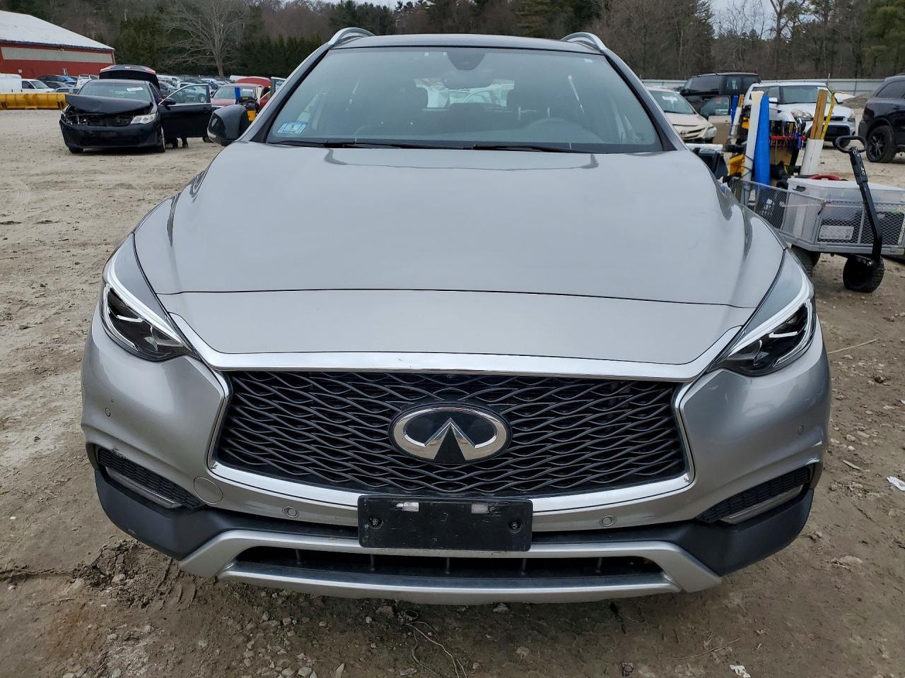 2018 Infiniti Qx30 Essential - zdjęcie 5