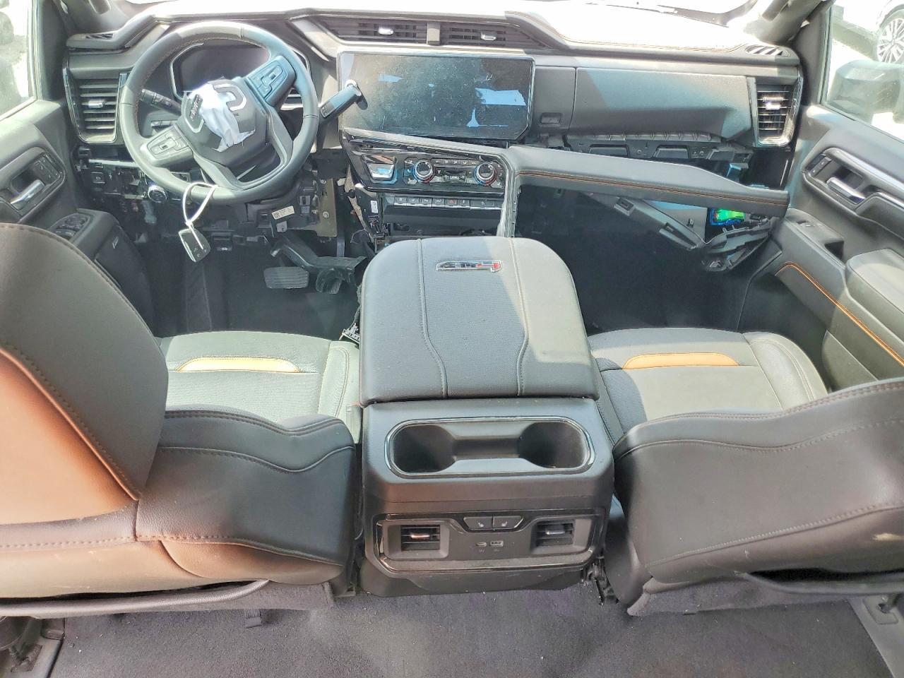 2024 GMC Sierra K2500 At4 - zdjęcie 8