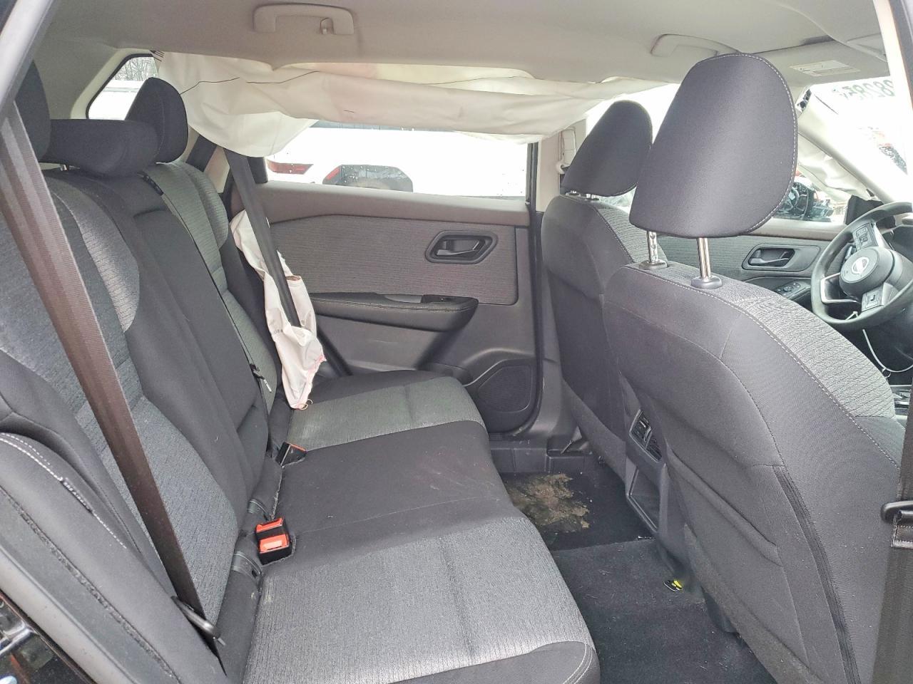 2021 Nissan Rogue S - zdjęcie 11