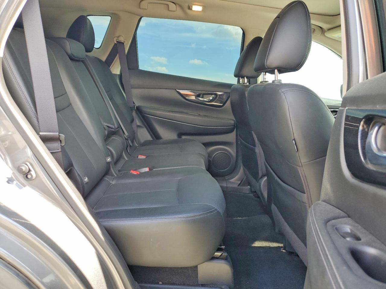 2018 Nissan Rogue Sl - zdjęcie 11