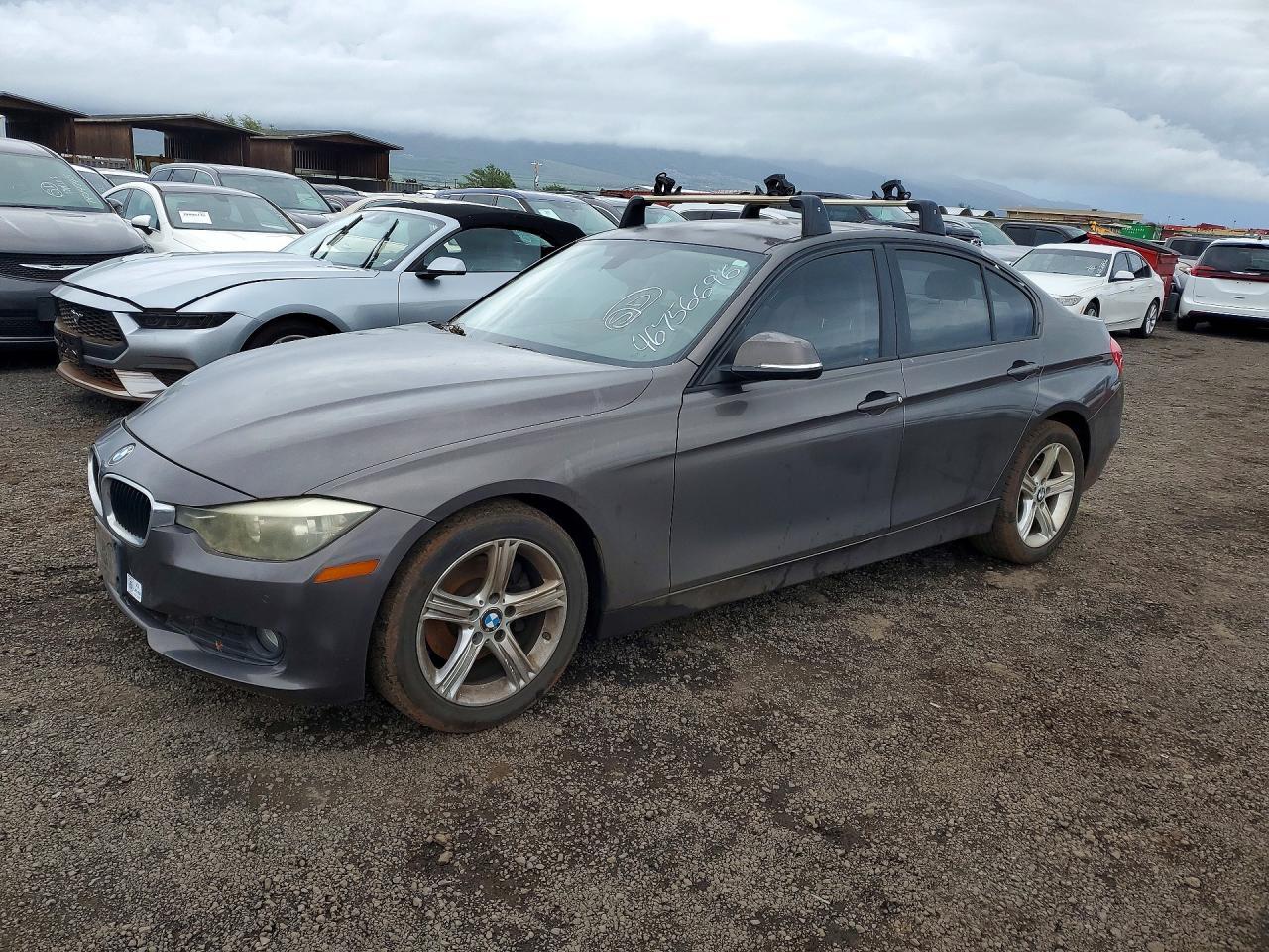 2013 BMW 320 I - zdjęcie główne